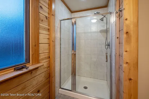 $995,000 | 507 West Elkhorn Drive, Star Valley Ranch, WY 83127