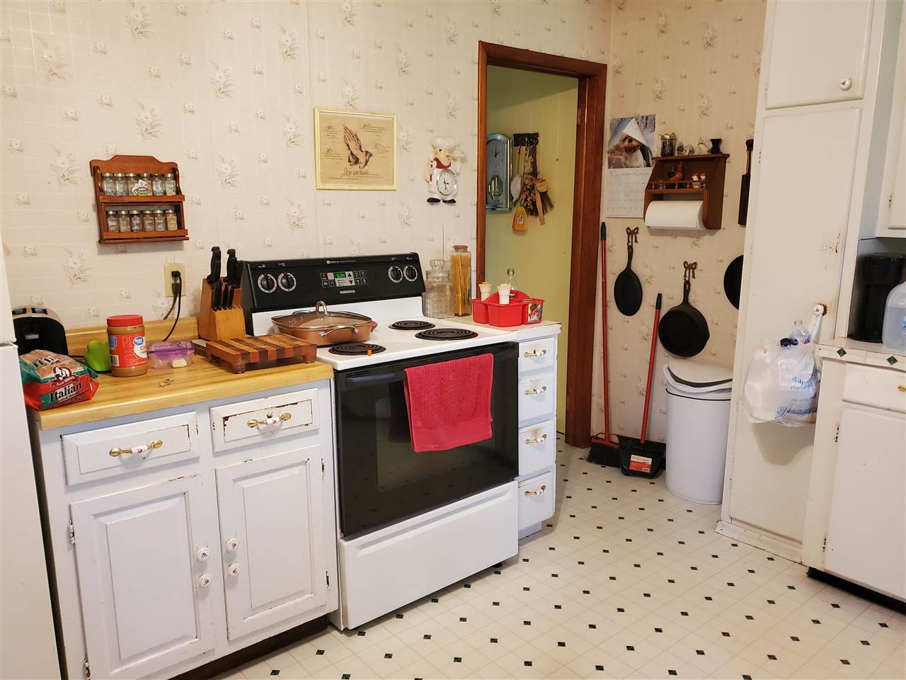 6237 East Esmond Road Hale, MI 48739 - Photo 5 of 17 1890641-4.JPG