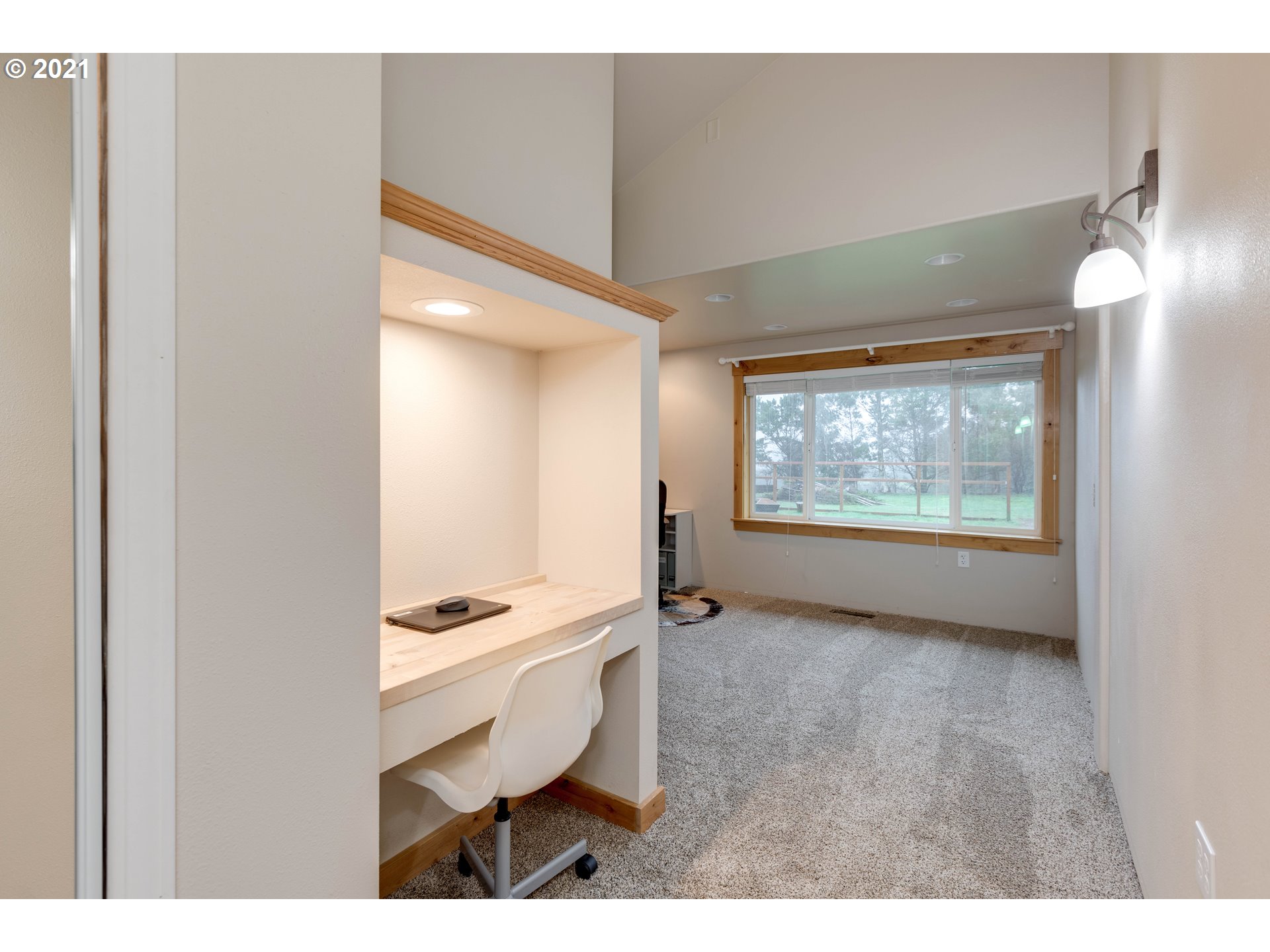 89786 Seales Road Warrenton, OR 97146 - Photo 17 of 32 Gallery Image 17