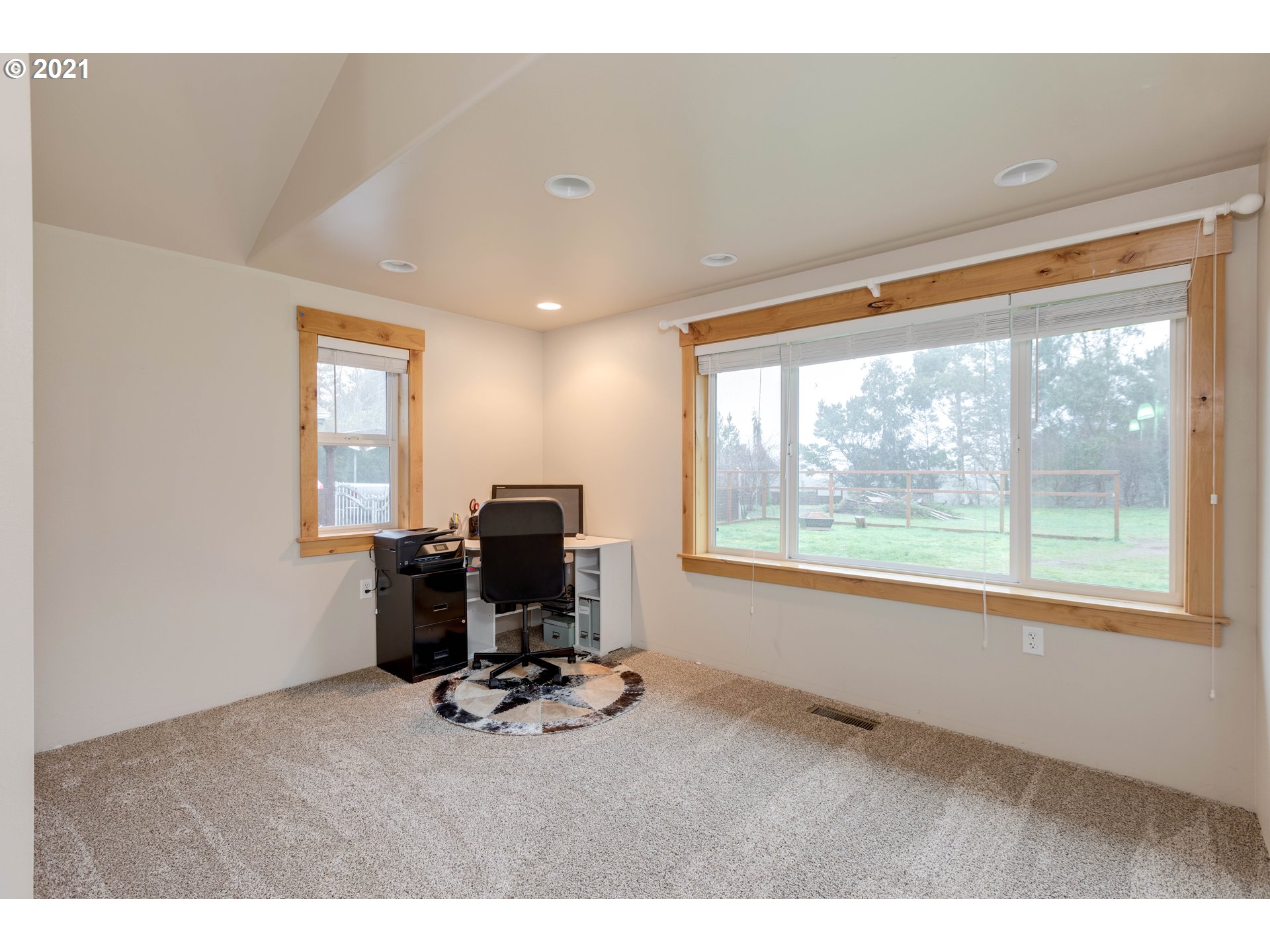 89786 Seales Road Warrenton, OR 97146 - Photo 18 of 32 Gallery Image 18