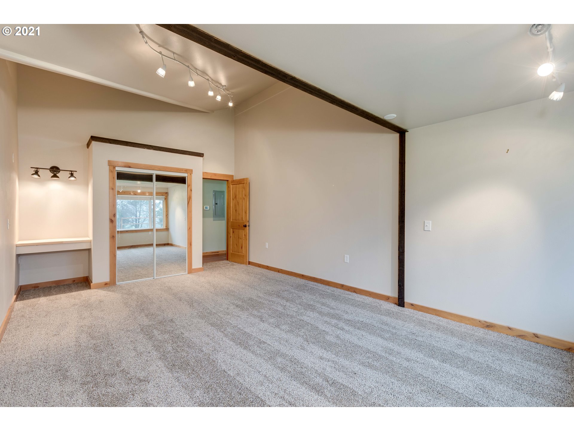 89786 Seales Road Warrenton, OR 97146 - Photo 22 of 32 Gallery Image 22