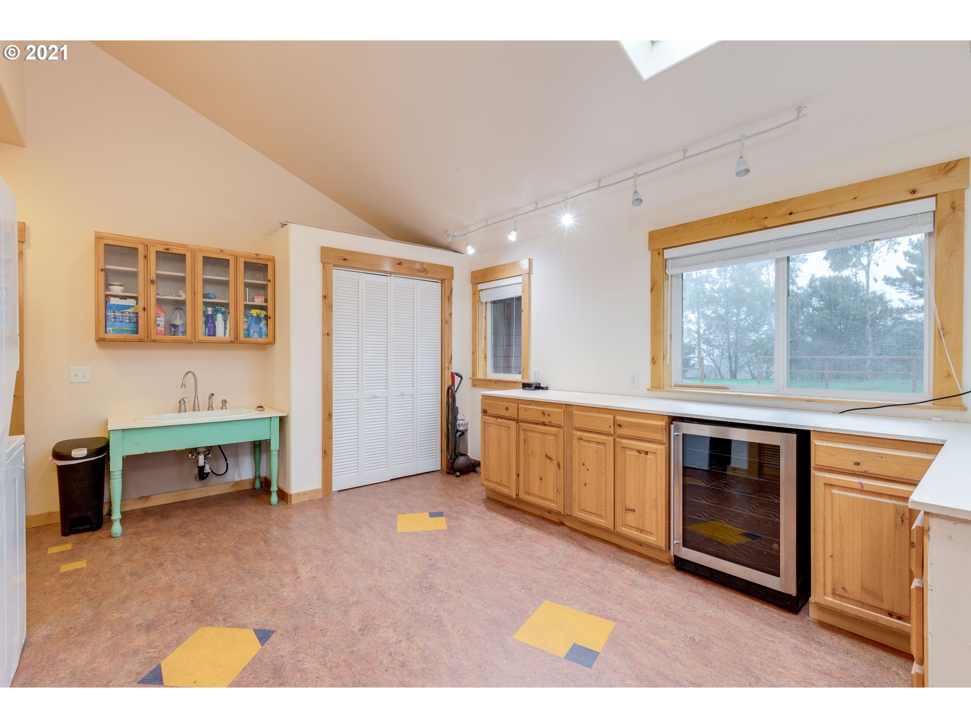 89786 Seales Road Warrenton, OR 97146 - Photo 27 of 32 Gallery Image 27