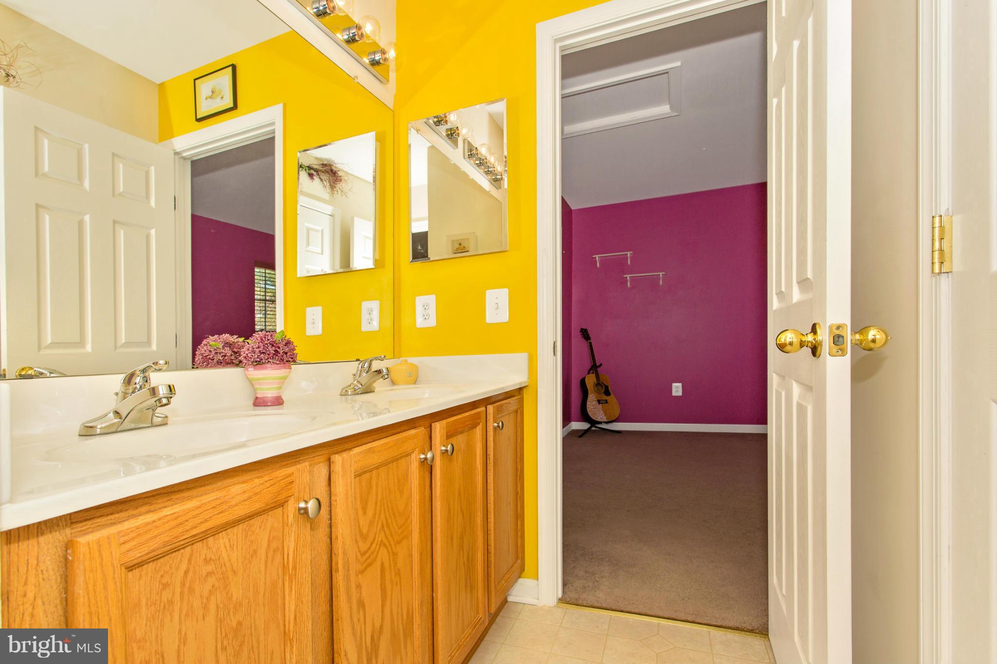 5926 Union Ridge Court Adamstown, MD 21710 - Photo 17 of 30 Bath