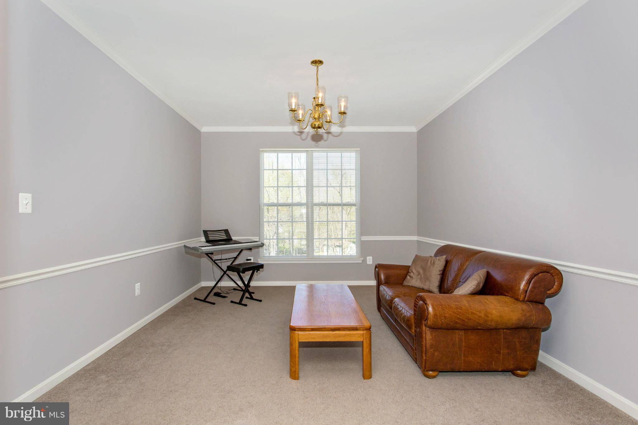 5926 Union Ridge Court Adamstown, MD 21710 - Photo 3 of 30 Dining Room