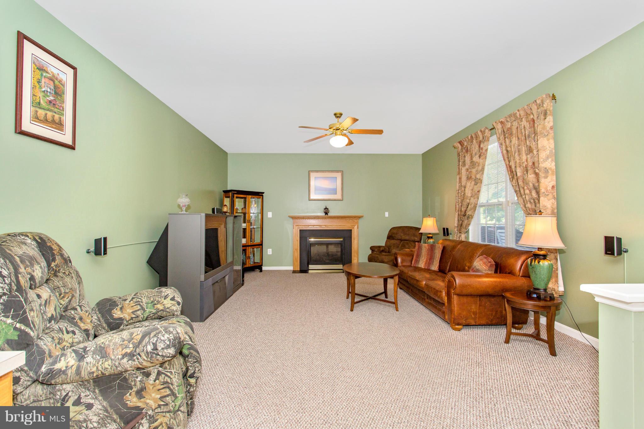 5926 Union Ridge Court Adamstown, MD 21710 - Photo 10 of 30 Family Room