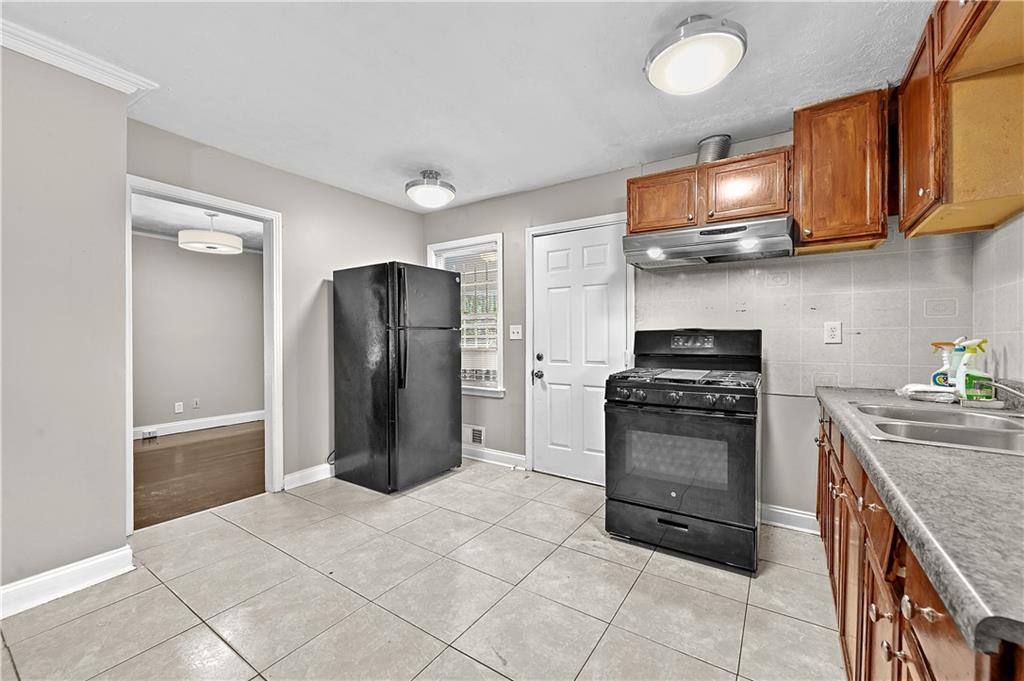 2397 Tilson Road Decatur, GA 30032 - Photo 13 of 33