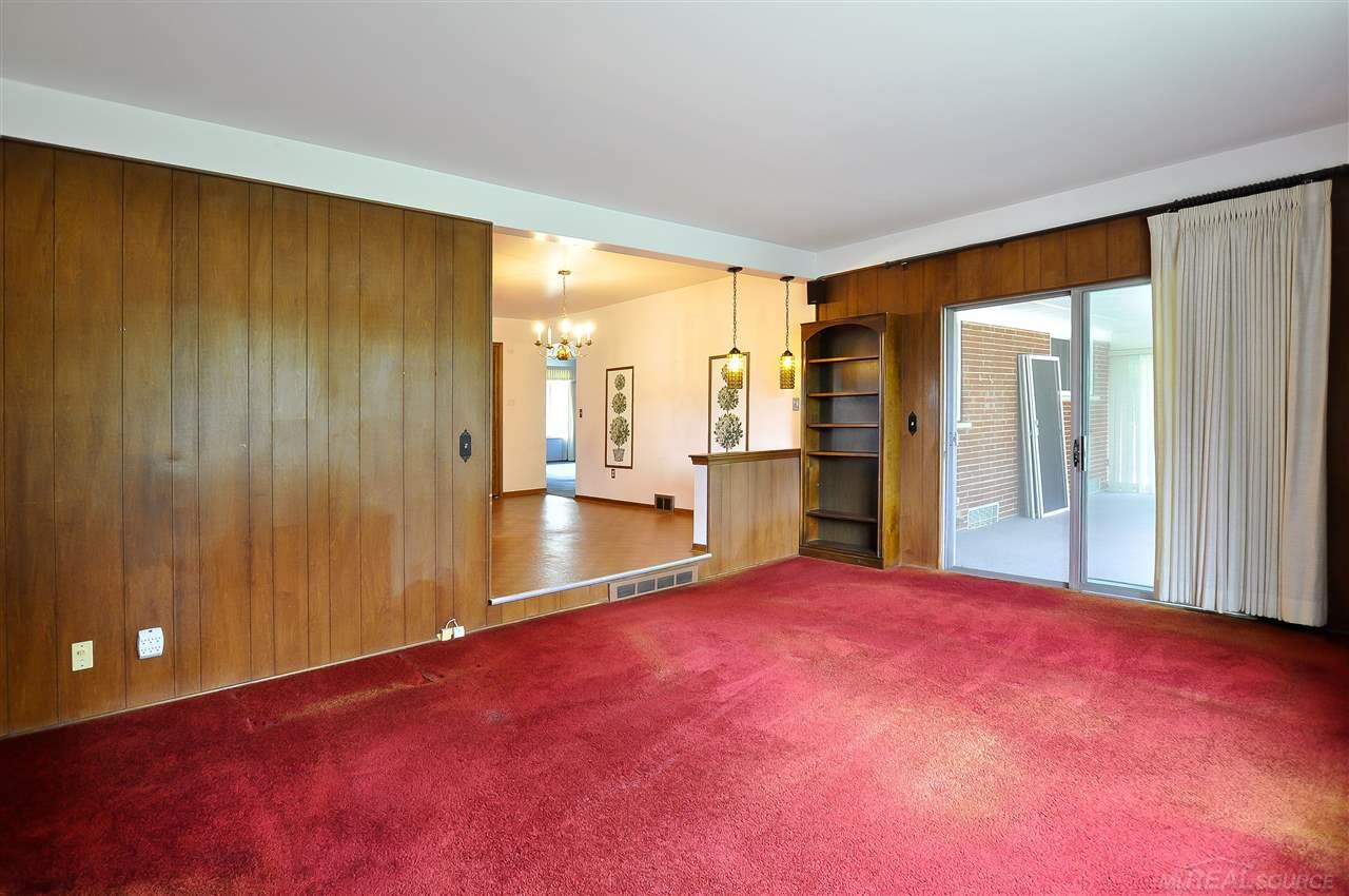 820 Hampton Road Grosse Pointe Woods, MI 48236 - Photo 13 of 29