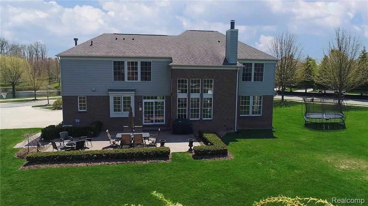 2287 Andover Boulevard Rochester, MI 48306 - Photo 37 of 40 DJI_0009-1-1.jpg