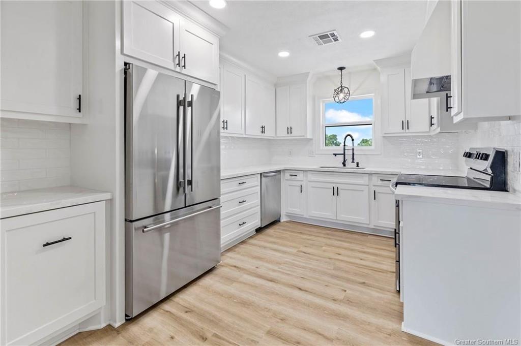 9351 Lognion Road Iowa, LA 70647 - Photo 6 of 22 Gallery Image 6