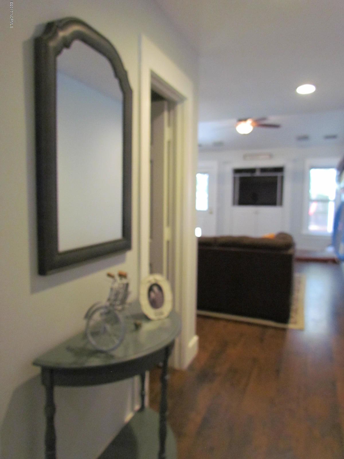 2081 Quail Ridge Road, Unit E Greenville, NC 27858 - Photo 4 of 41 2017-07-14 01.29.47