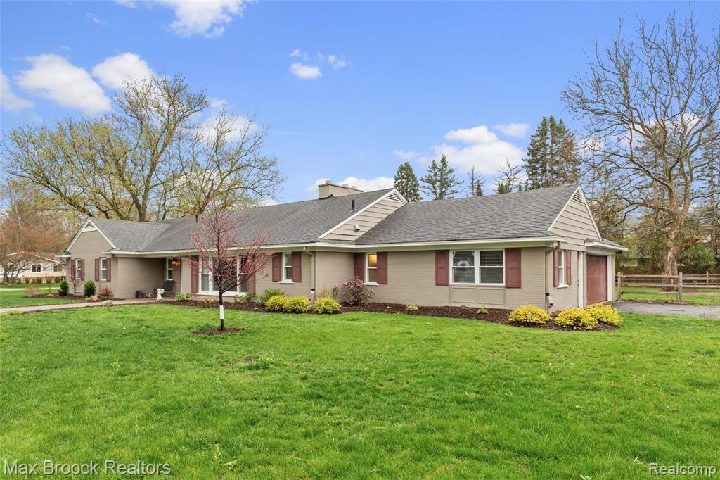 20635 West 13 Mile Road Franklin, MI 48025 - Photo 4 of 38
