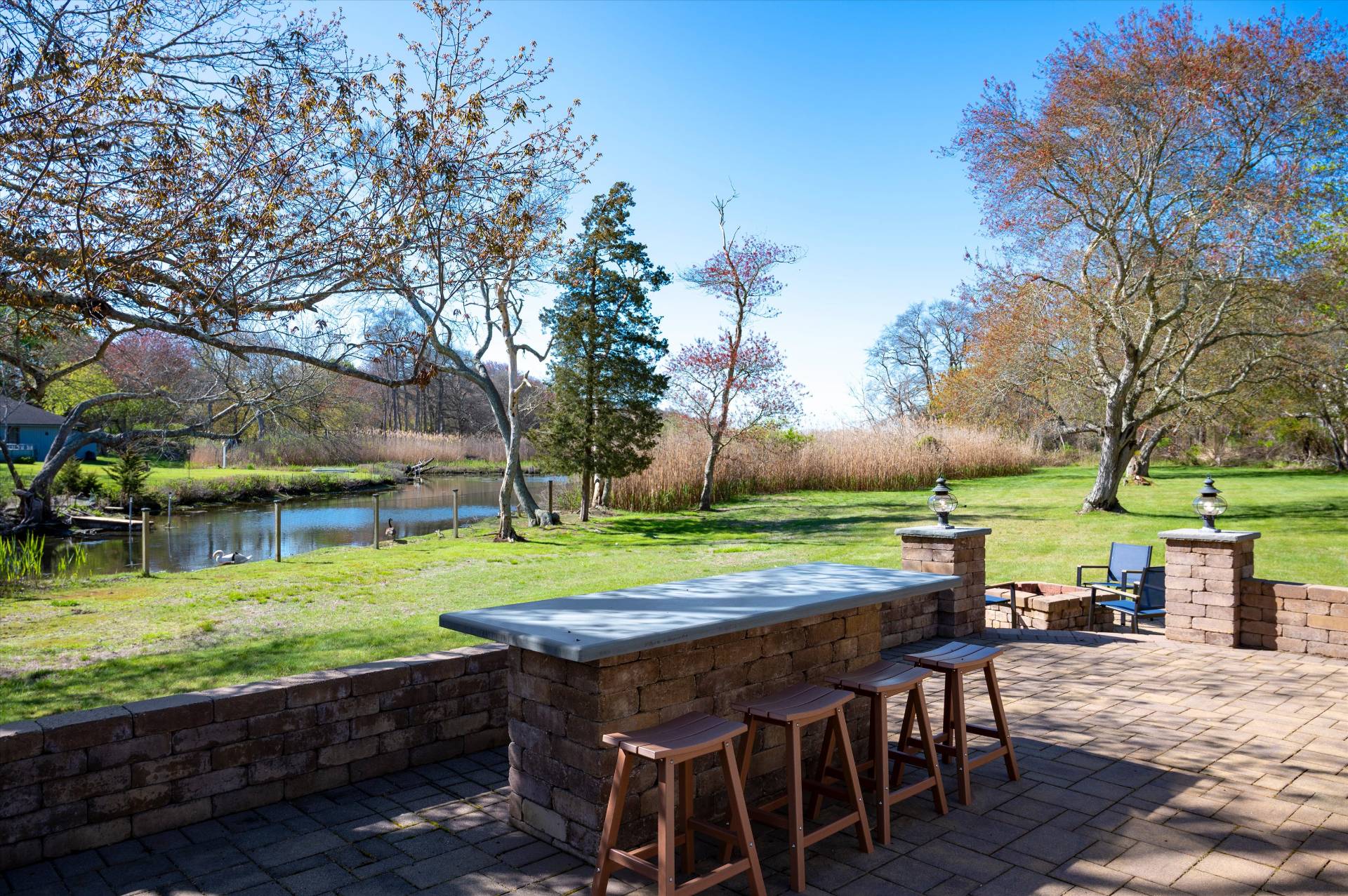 111 South Country Road Remsenburg, NY 11960 - Photo 4 of 27 Gallery Image 4