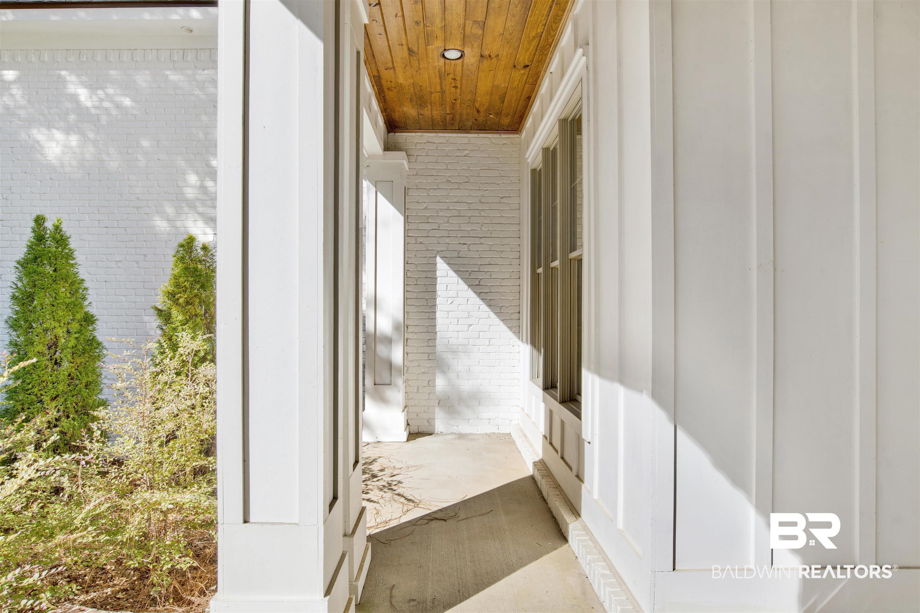 11116 Redfern Road Daphne, AL 36526 - Photo 4 of 46 View of balcony