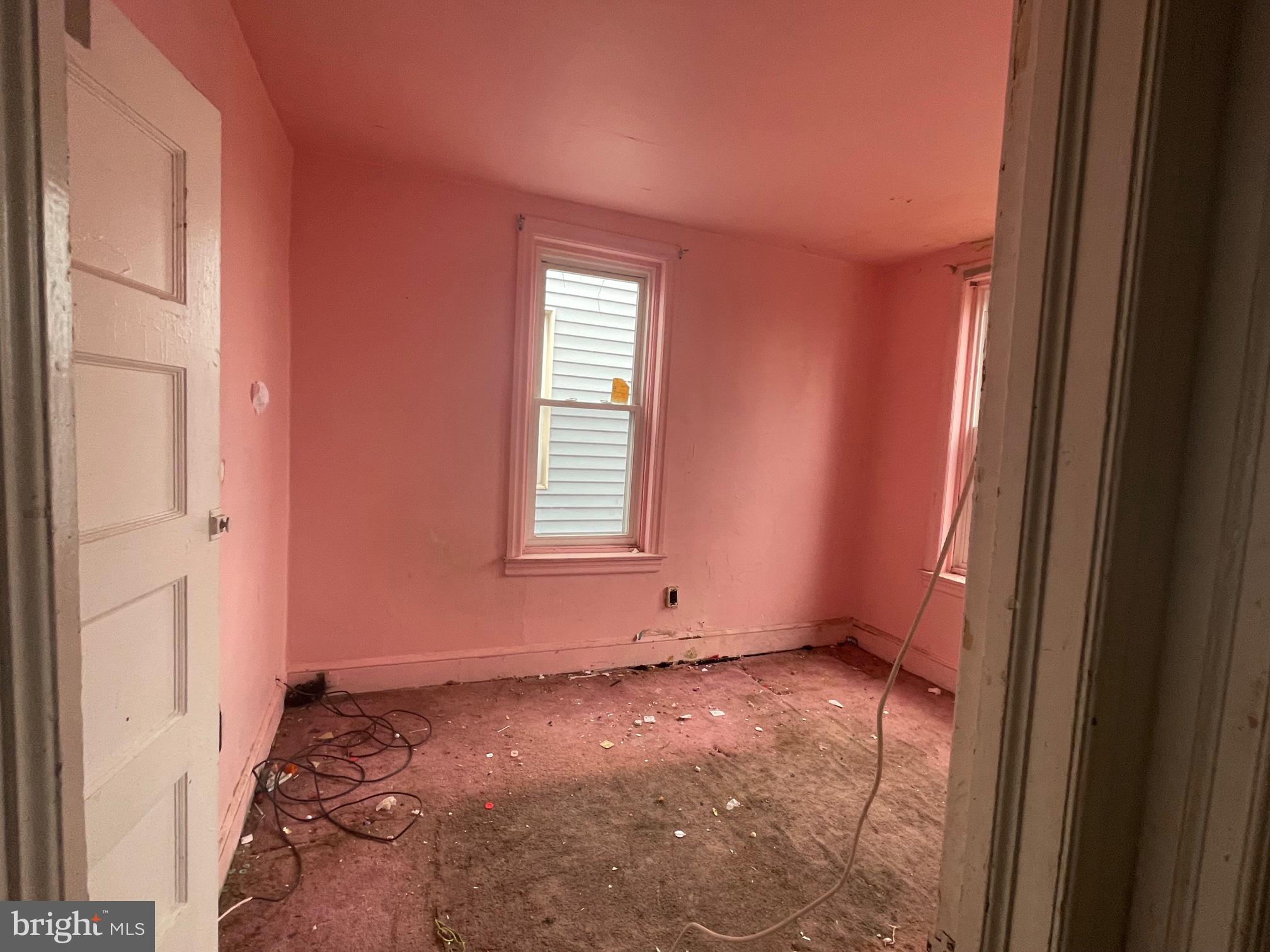 1117 Butler Street Chester, PA 19013 - Photo 6 of 9 Gallery Image 6