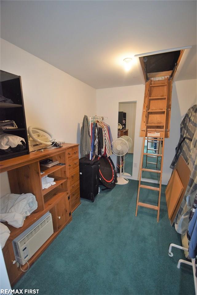 6389 Dyke Road Algonac, MI 48001 - Photo 37 of 46 31373716-36.JPG