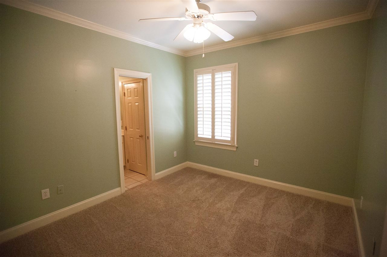309 Hunters Crest Ridgeland, MS 39157 - Photo 38 of 50 Upstairs bedroom with private bath