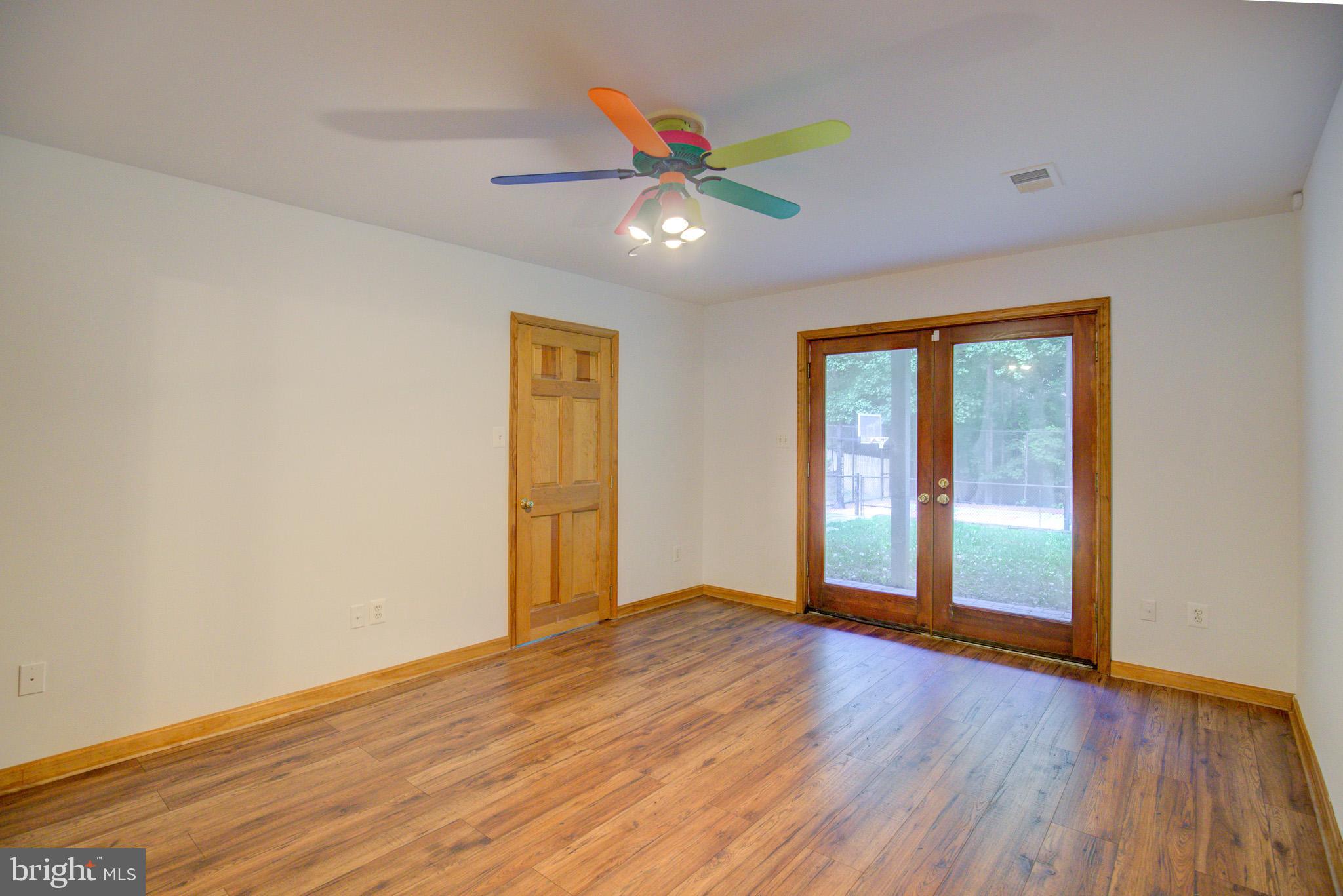 813 Blacks Hill Road Great Falls, VA 22066 - Photo 64 of 92 LL 5th Bedroom with Full Walkout to LL Patio