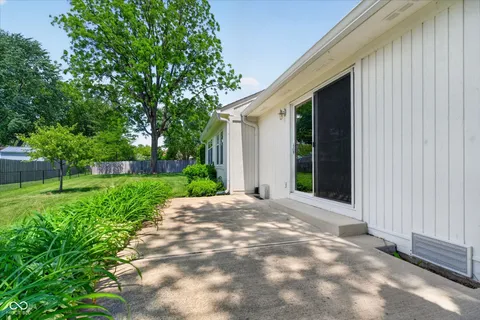 $359,900 | 12764 Charing Cross Road, Carmel, IN 46033
