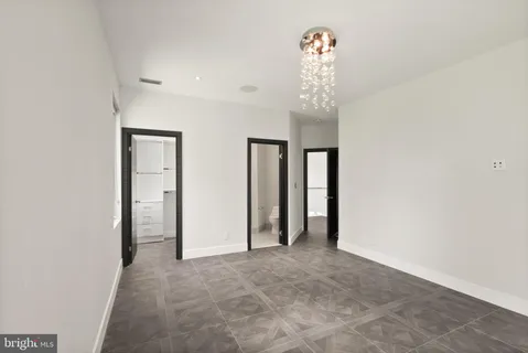 $2,499,000 | 6600 Reserves Hill Court, Annandale, VA 22003