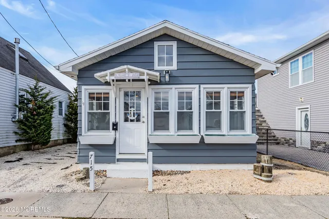 $449,900 | 715 Barnegat Avenue, Seaside Heights, NJ 08751