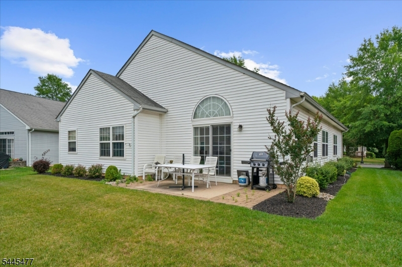 79 Renaissance Boulevard Somerset, NJ 08873 - Photo 15 of 26