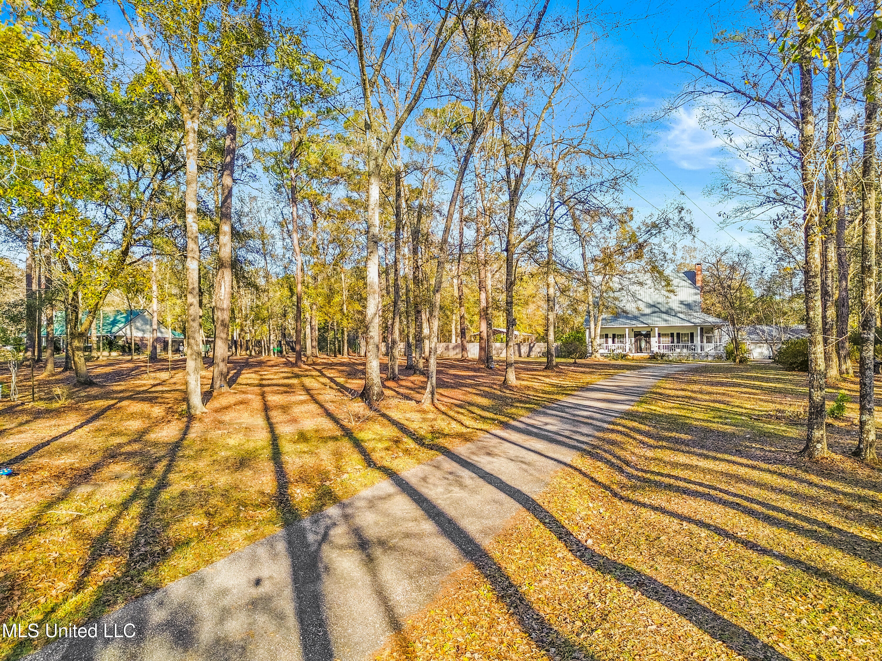 16649 Old River Road Vancleave, MS 39565 - Photo 4 of 44 IMG_8580