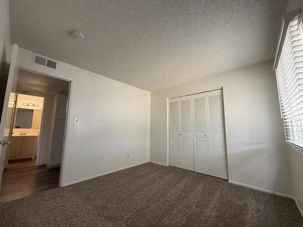 $1,695 | 6523 West Weldon Avenue, Phoenix, AZ 85033