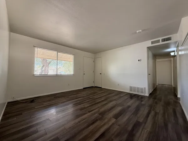 $1,695 | 6523 West Weldon Avenue, Phoenix, AZ 85033