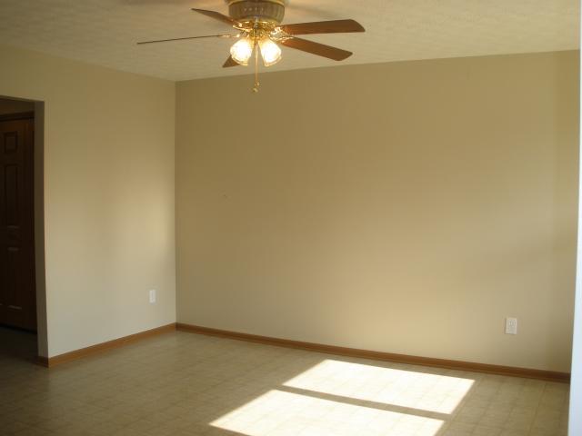 6527 Outville Road Pataskala, OH 43062 - Photo 3 of 12
