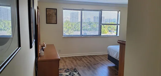 $2,100 | 301 Golden Isles Drive, Unit 507, Hallandale Beach, FL 33009