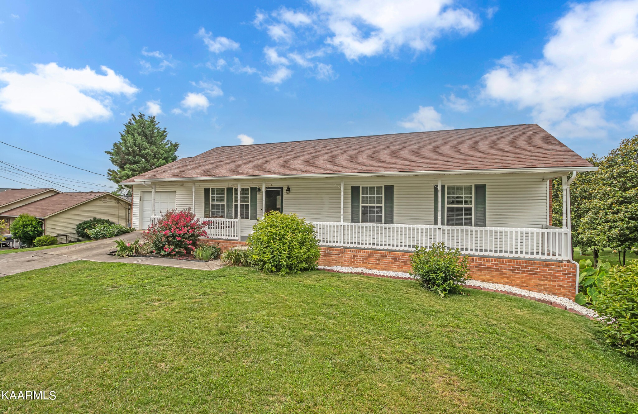 138 Crooke Road Jefferson City, TN 37760 - Photo 2 of 32 Gallery Image 2