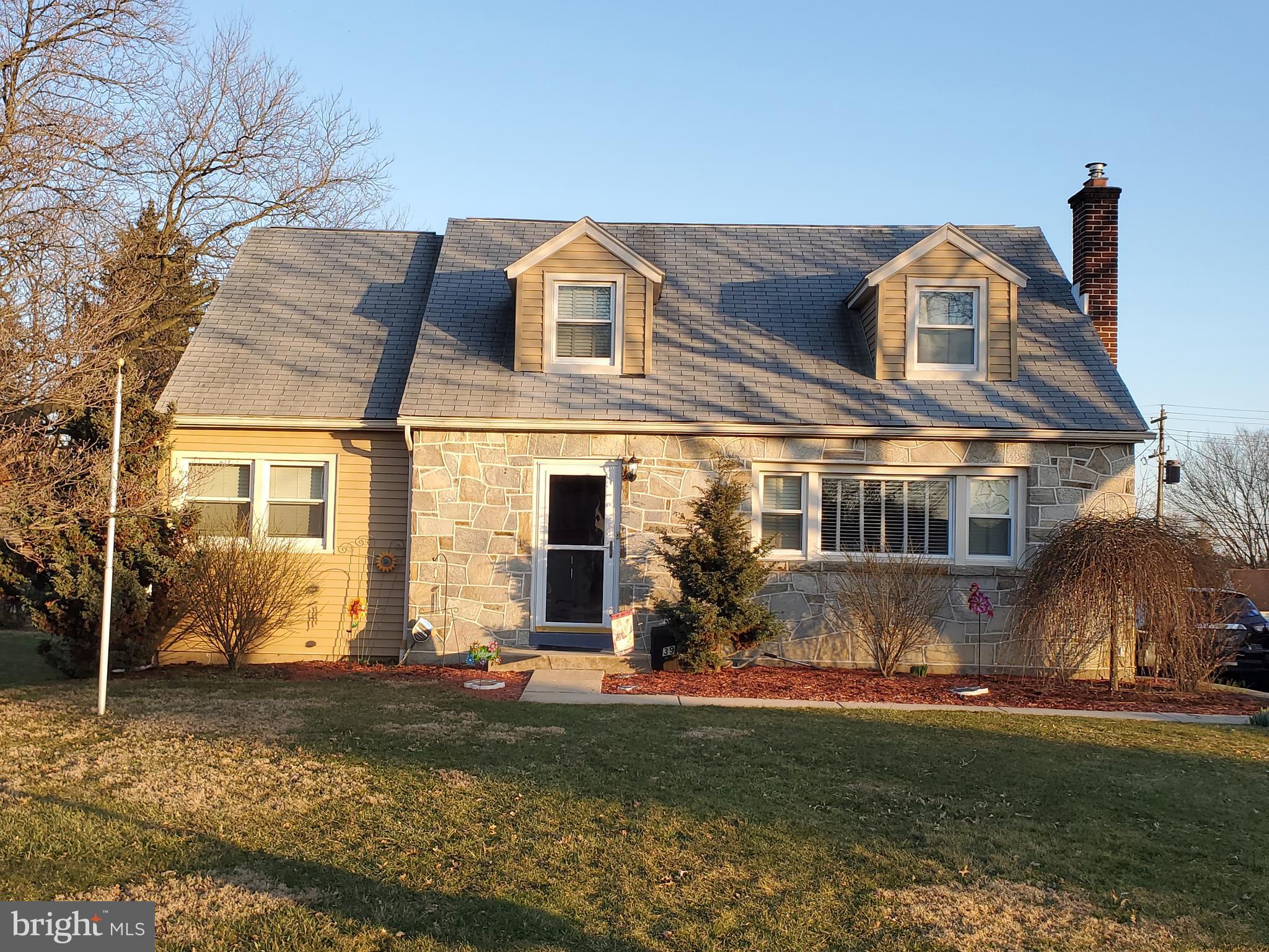 396 Edgehill Road York, PA 17403 - Photo 1 of 14