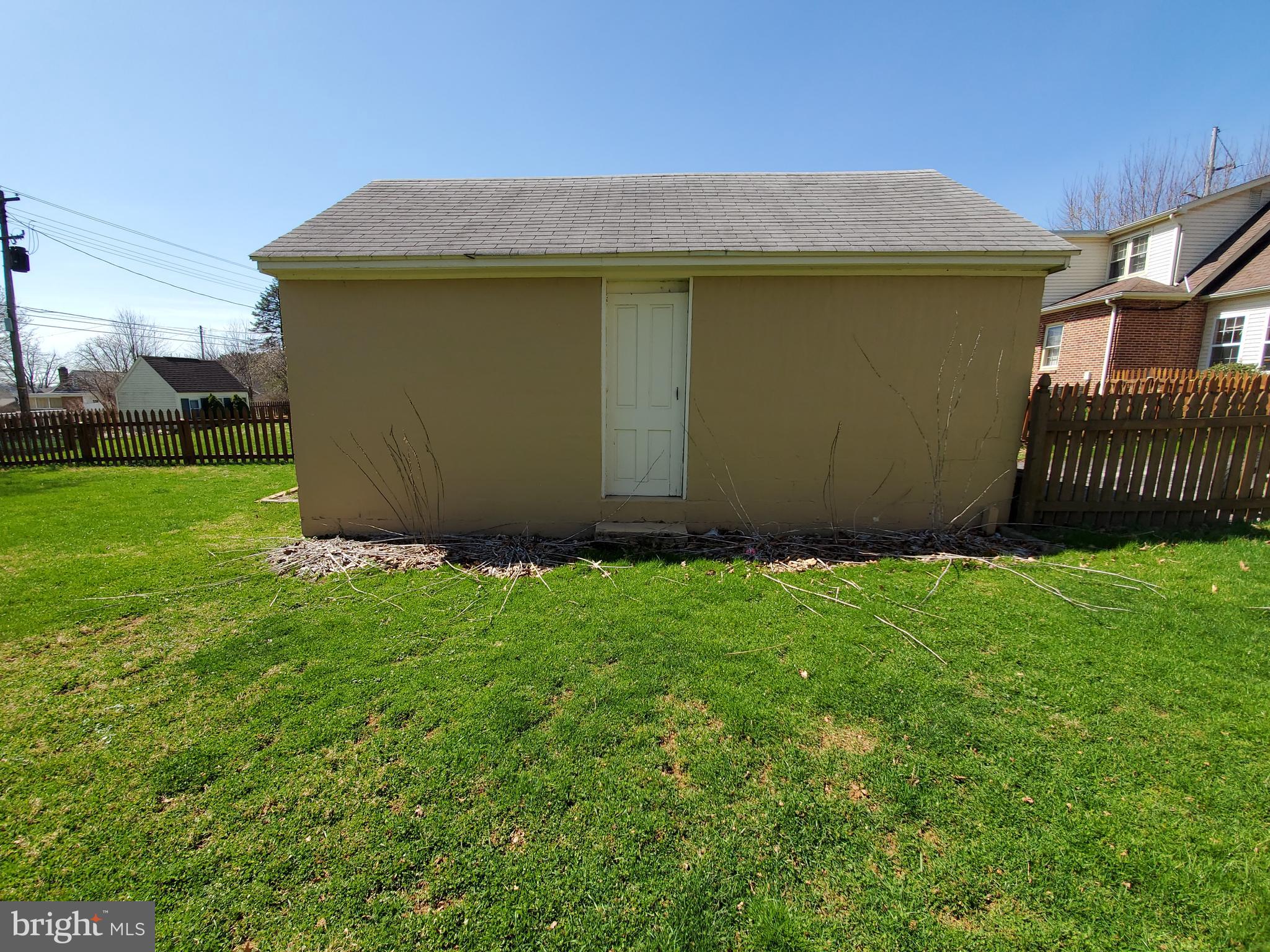 396 Edgehill Road York, PA 17403 - Photo 10 of 14