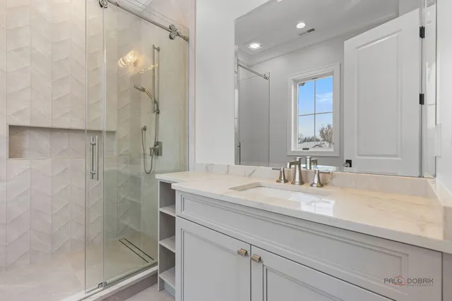 $3,399,000 | 3890 Greenacre Drive, Northbrook, IL 60062