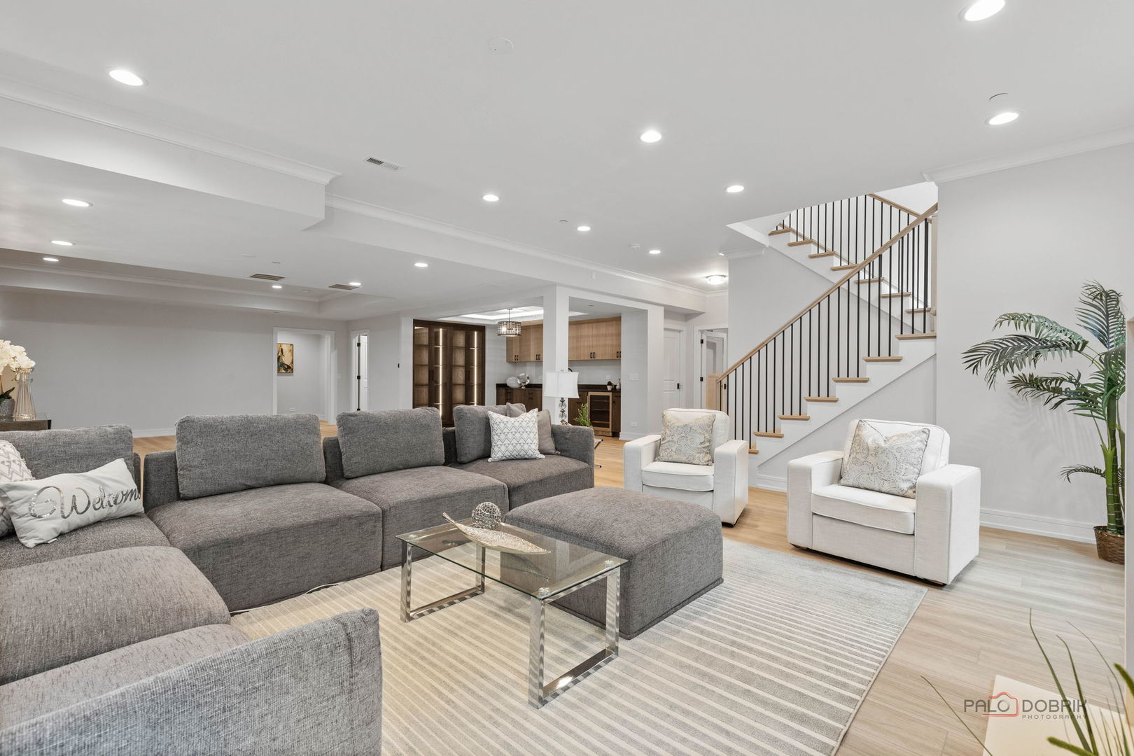 3890 Greenacre Drive Northbrook, IL 60062 - Photo 32 of 37 a living room with furniture and a wooden floor
