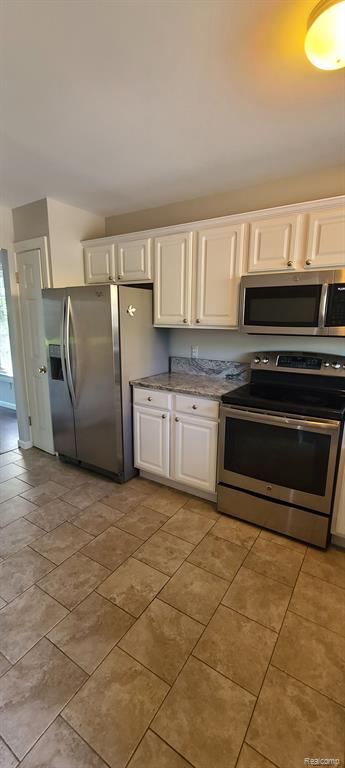 32326 West 12 Mile Road, Unit 53 Farmington, MI 48334 - Photo 4 of 13