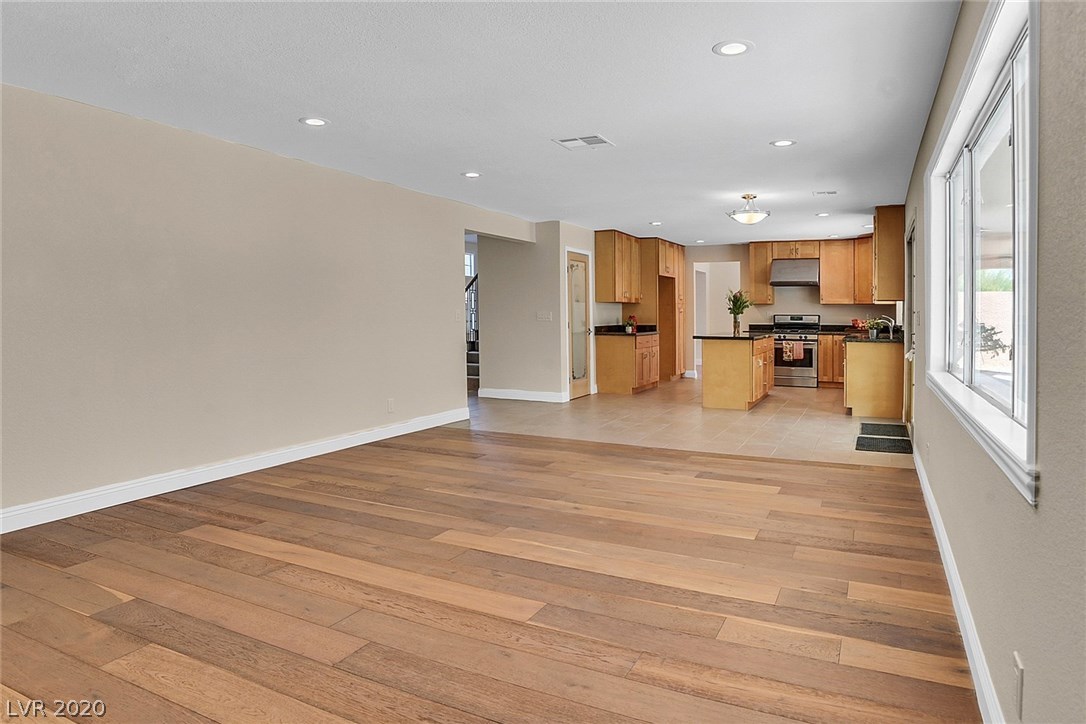 2612 Frontera Road Henderson, NV 89074 - Photo 9 of 38 Gallery Image 9