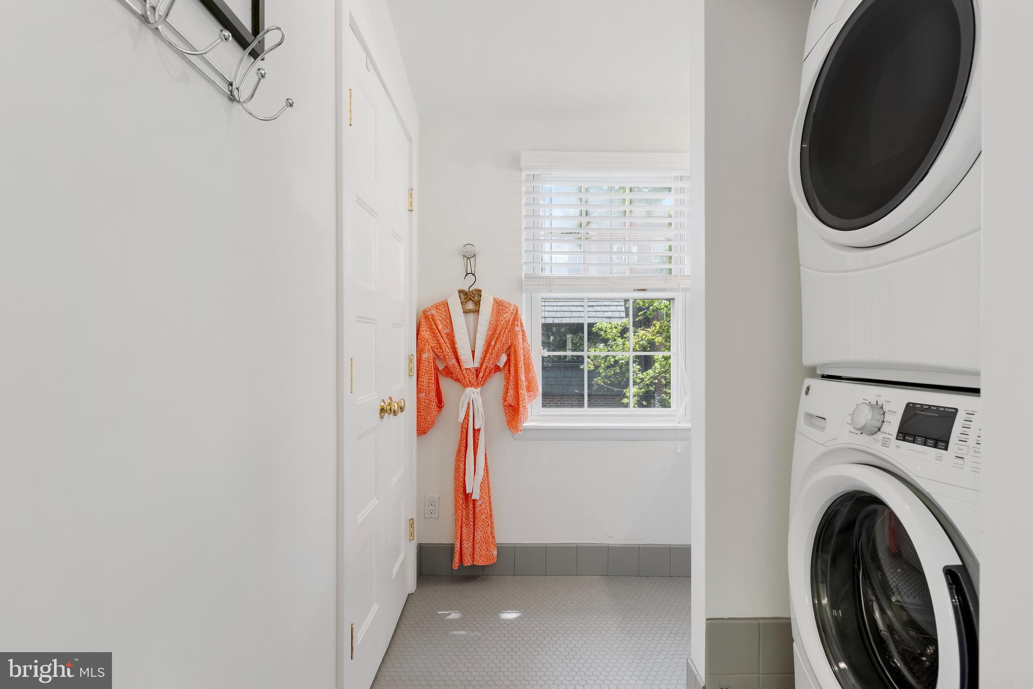 1714 Addison Street Philadelphia, PA 19146 - Photo 44 of 58 *FULL SIZE* stacked washer and dryer, large closet