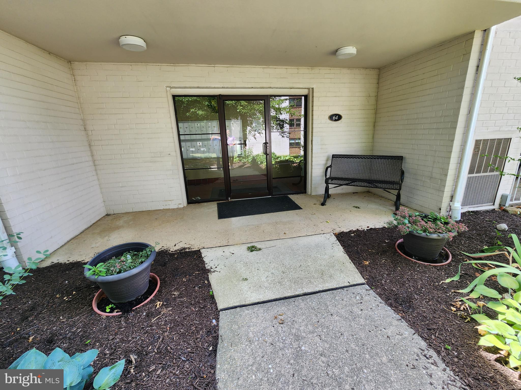 64 Welsh Tract Road, Unit C205 Newark, DE 19713 - Photo 4 of 32 Main Entrance