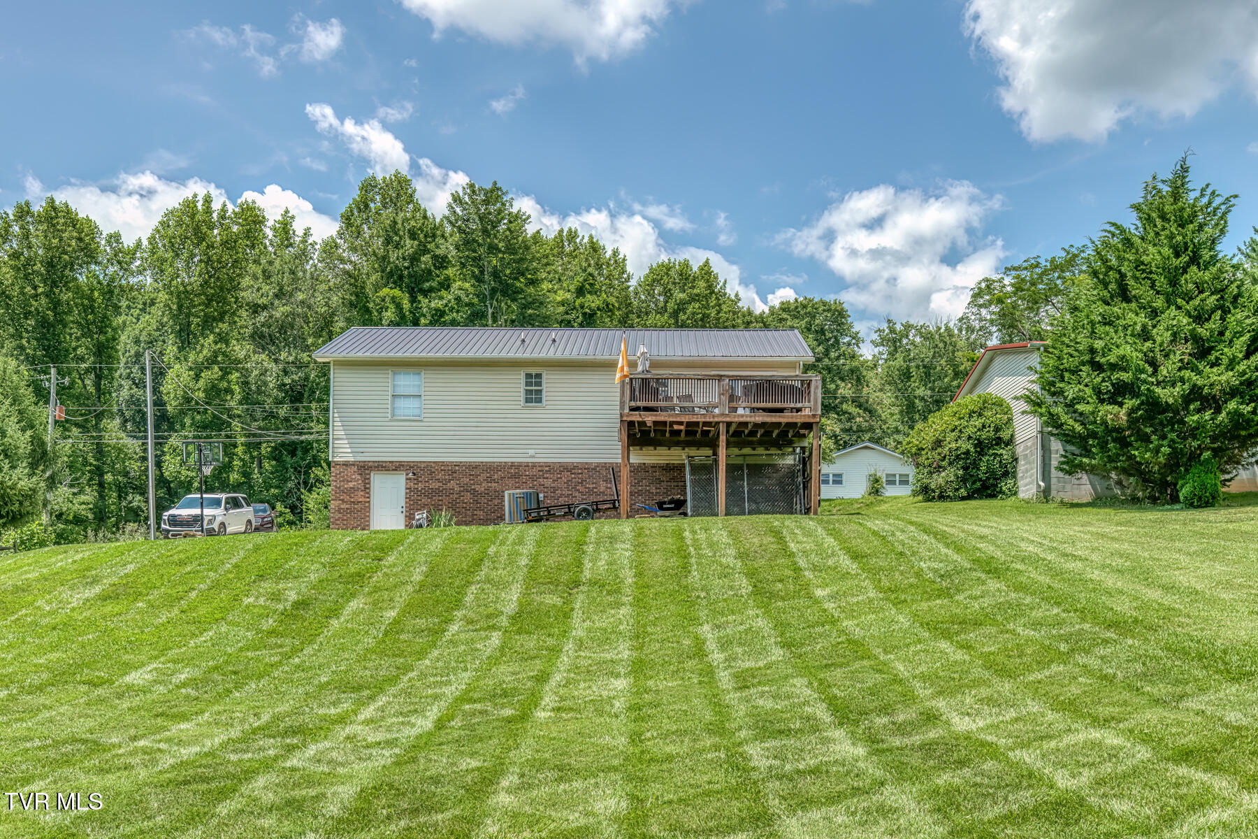 428 Hickory Hills Road Church Hill, TN 37642 - Photo 36 of 37 428 Hickory Hills Rd-36