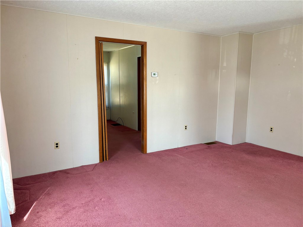 385 Imperial Avenue Erwin, NY 14870 - Photo 7 of 36 Living room