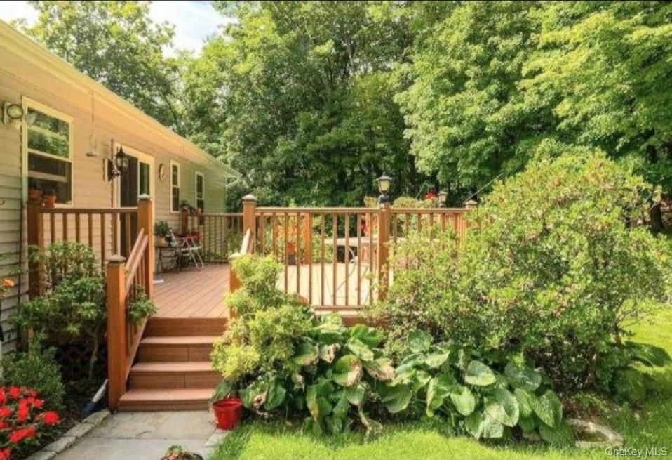 180 Sylvan Lake Road Hopewell Junction, NY 12533 - Photo 16 of 17