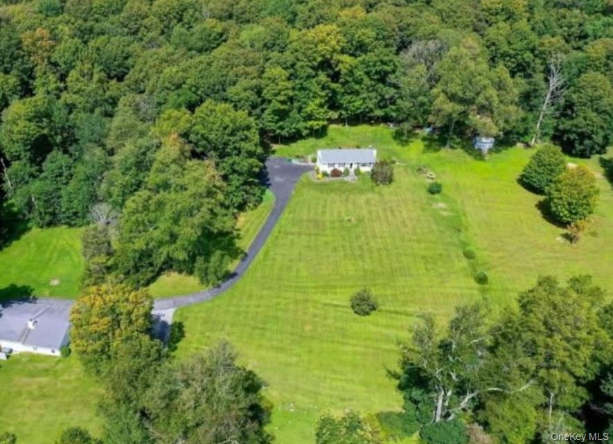 180 Sylvan Lake Road Hopewell Junction, NY 12533 - Photo 2 of 17