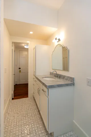 $3,300 | 91 Church Street, Unit 2, Charleston, SC 29401