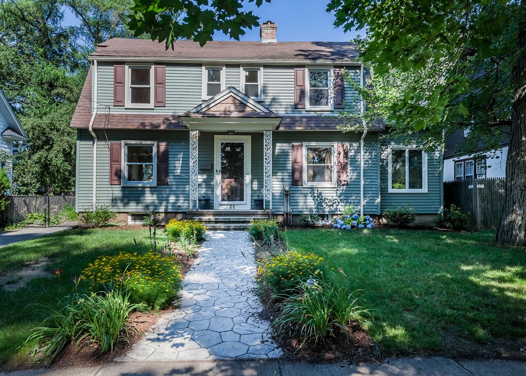21 Rockland Street Springfield, MA 01118 - Photo 1 of 24 Gallery Image 1