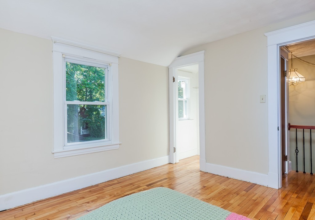 21 Rockland Street Springfield, MA 01118 - Photo 17 of 24 Gallery Image 17