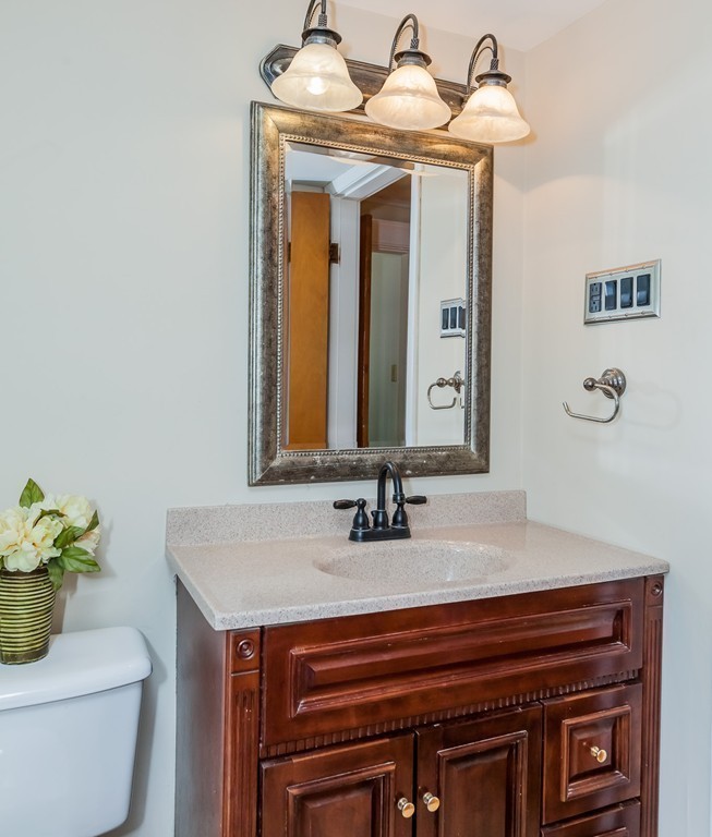 21 Rockland Street Springfield, MA 01118 - Photo 20 of 24 Gallery Image 20