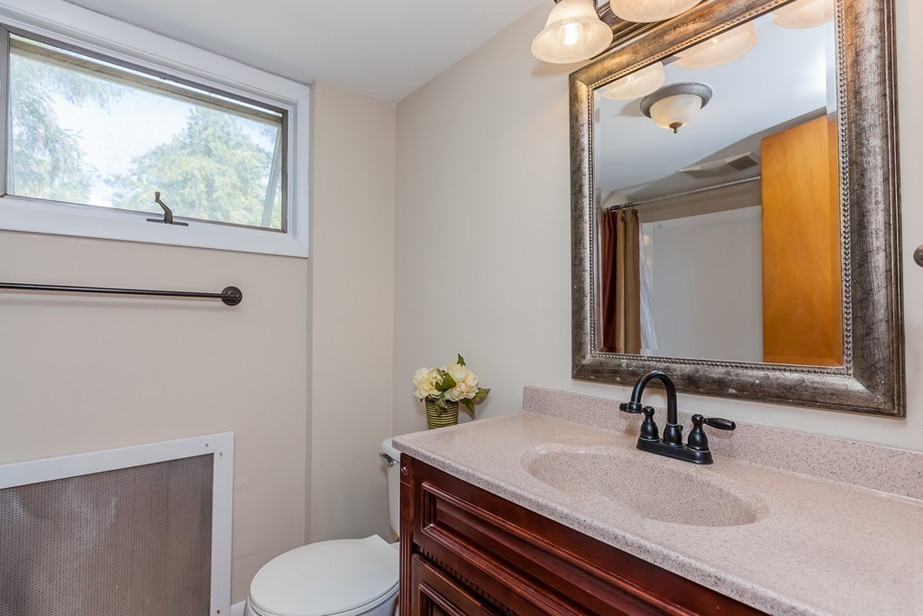 21 Rockland Street Springfield, MA 01118 - Photo 21 of 24 Gallery Image 21