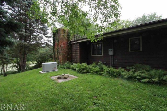 11174 Pear Tree Road Dewitt, IL 61735 - Photo 14 of 16