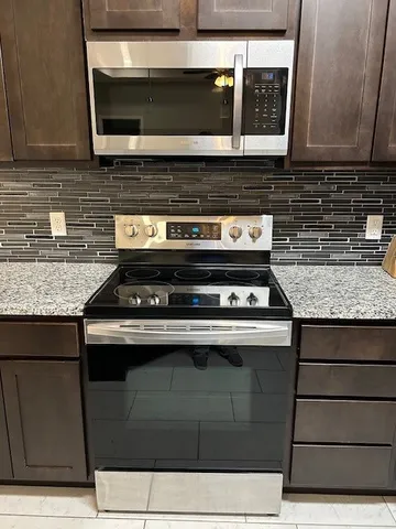 $2,500 | 1989 Admiral Lane, Aransas Pass, TX 78336